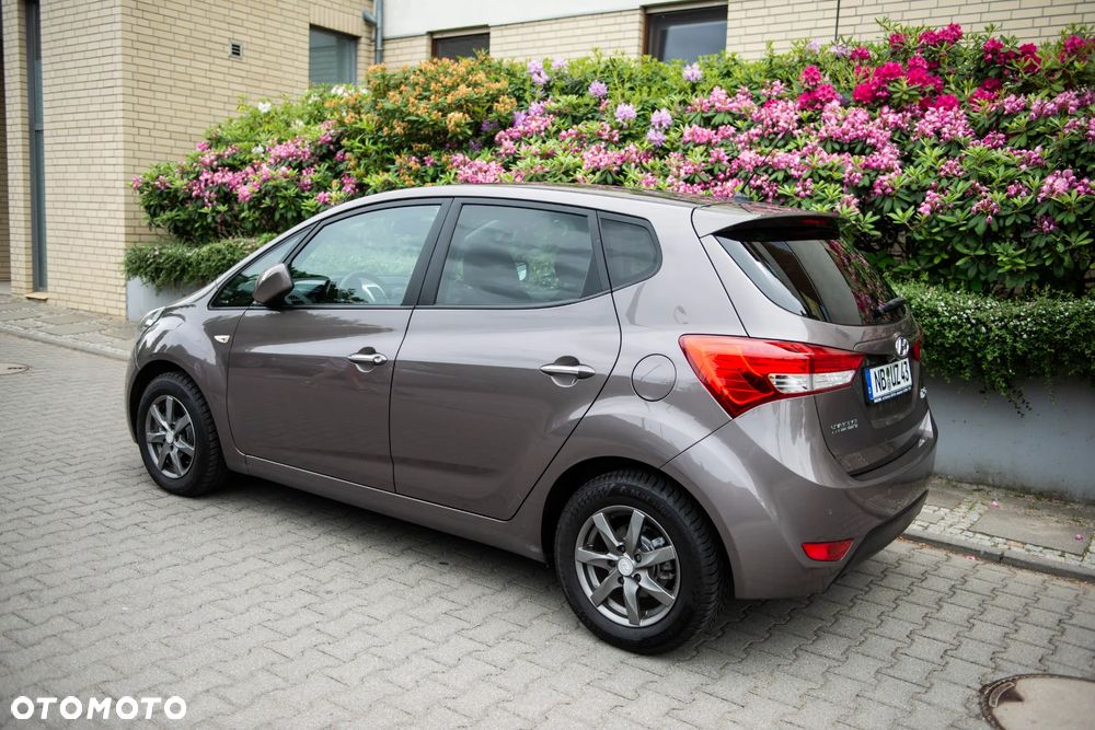 Hyundai ix20 1.4 blue Comfort - 9