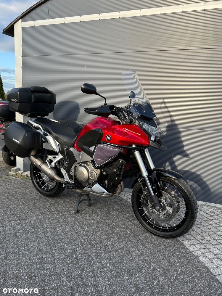 Honda VFR - 15