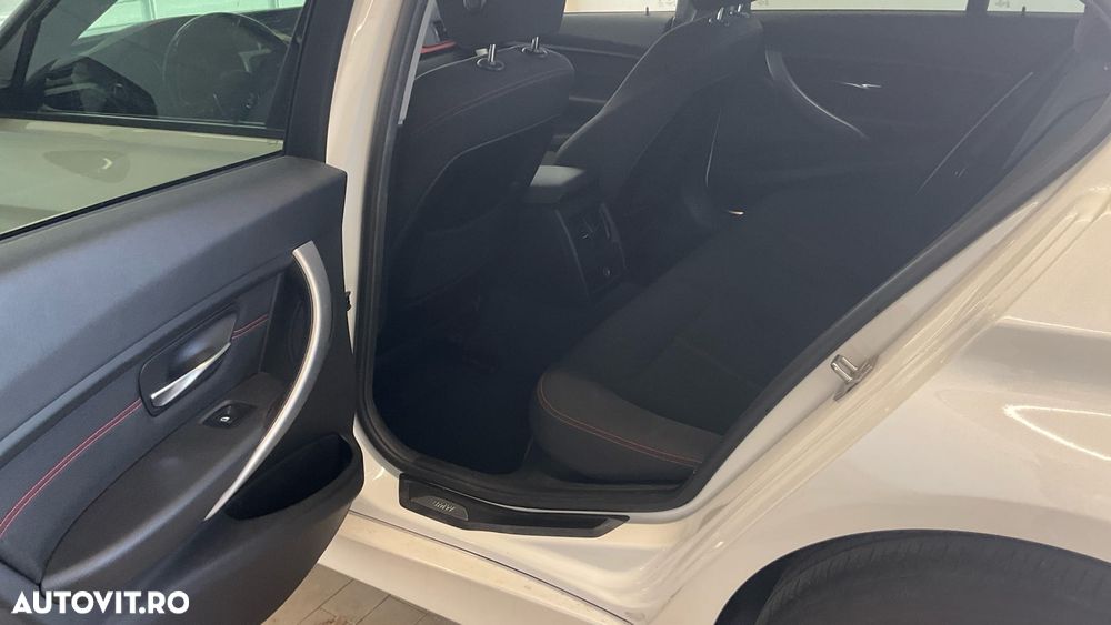 BMW Seria 3 318d Blue Performance Sport Line - 11