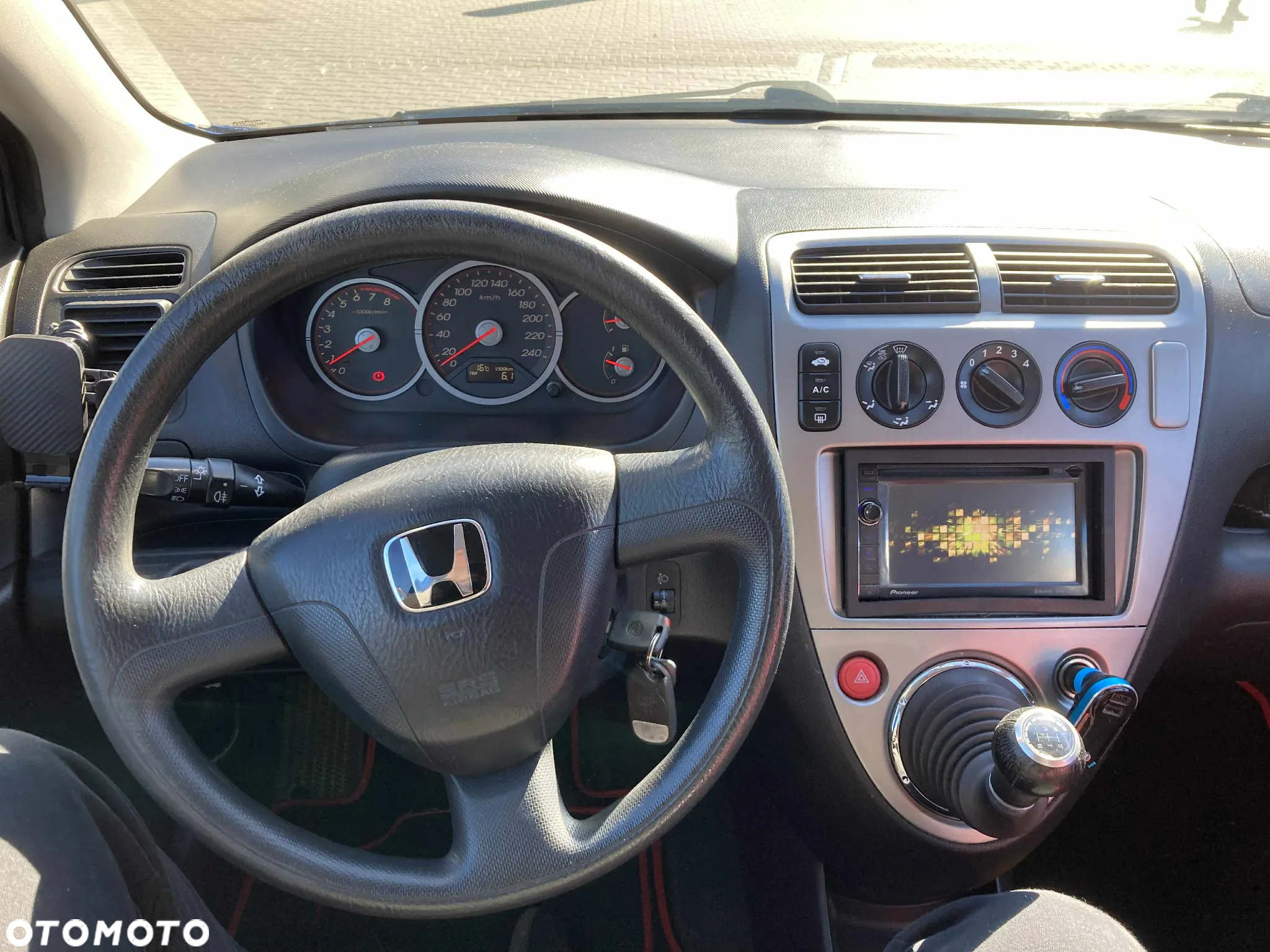 Honda Civic 1.4i LS - 7