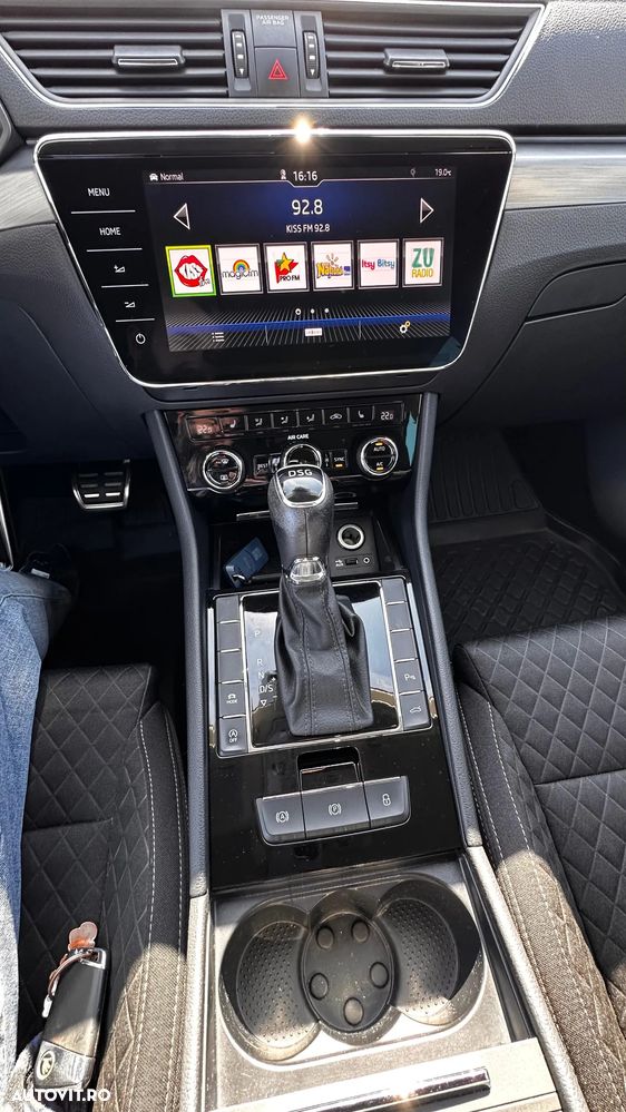 Skoda Superb 2.0 TDI DSG Style - 17