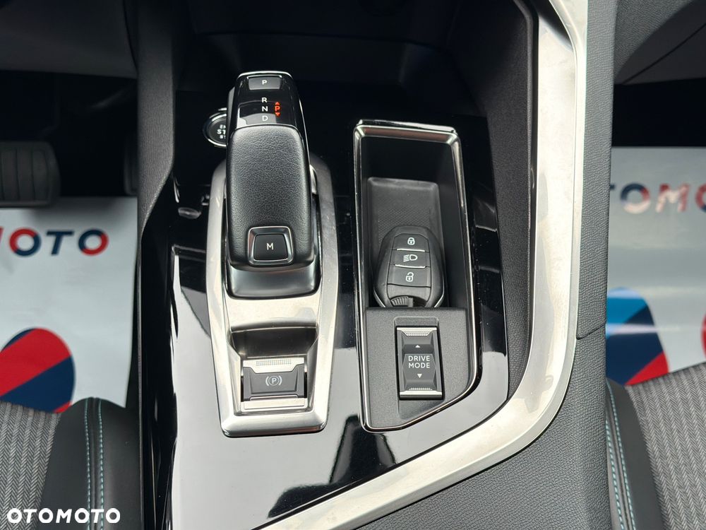 Peugeot 3008 BlueHDi 130 Stop & Start EAT8 Allure - 15