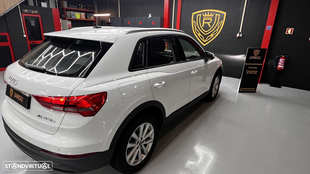 Audi Q3 45 TFSIe S tronic - 12