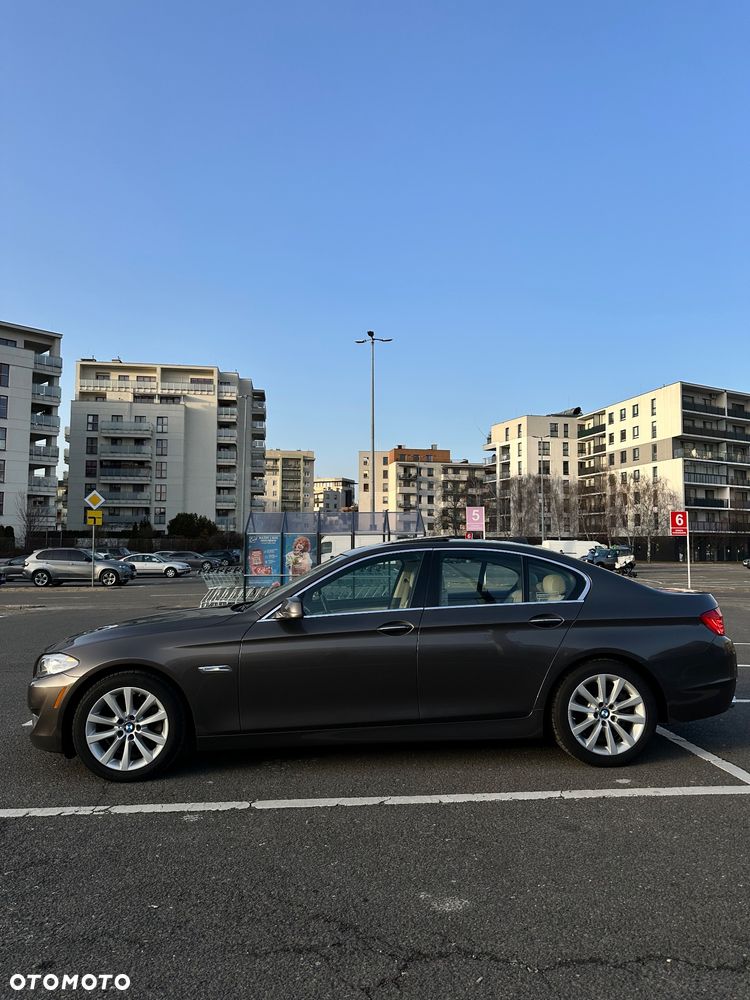 BMW Seria 5 528i xDrive Sport-Aut - 5