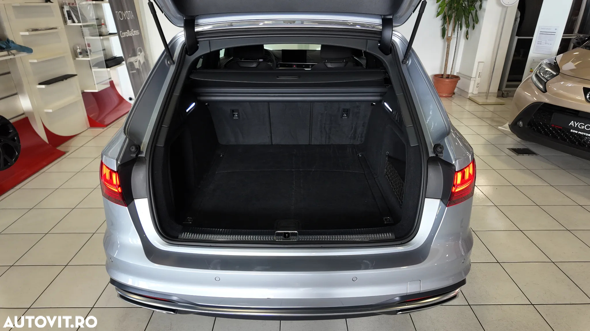 Audi A4 Avant 2.0 30 TDI S tronic MHEV Advanced - 34