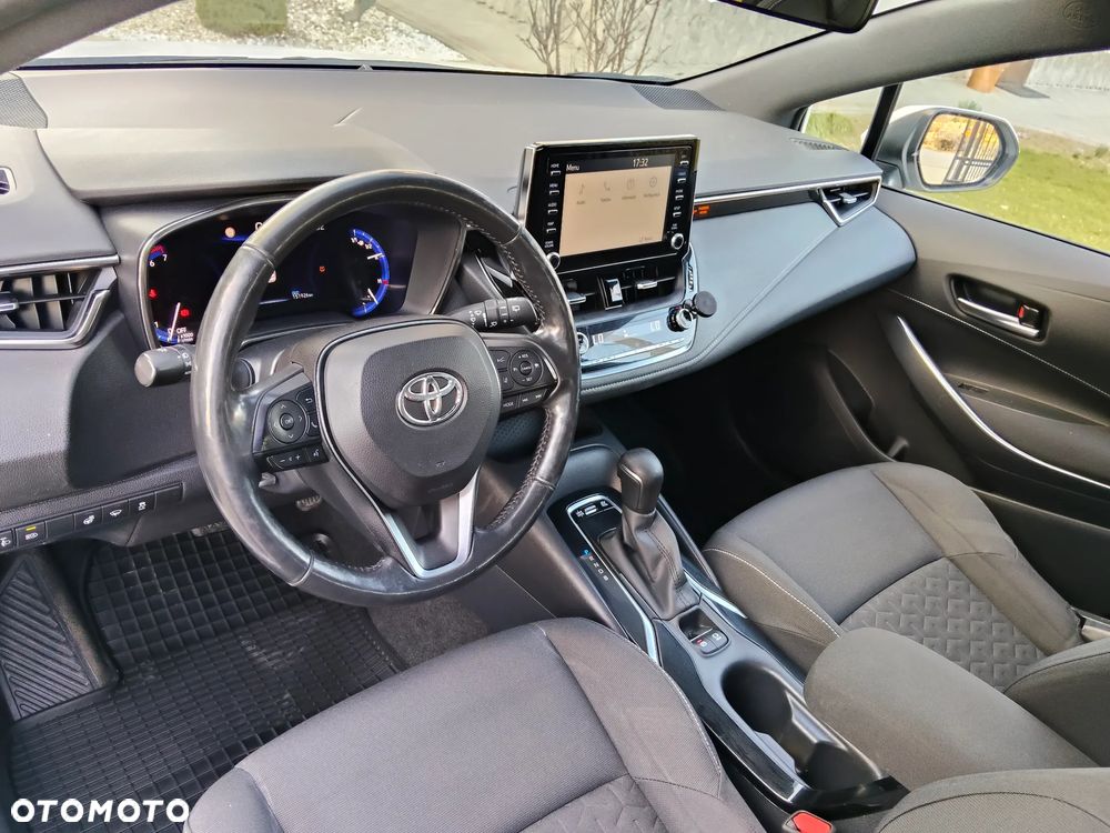 Toyota Corolla 1.8 Business Edition - 27