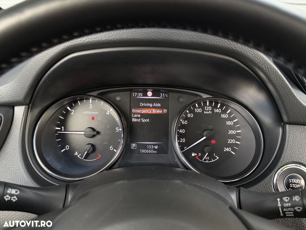 Nissan X-Trail 1.6L dCI Start/Stop XTRONIC Tekna - 24