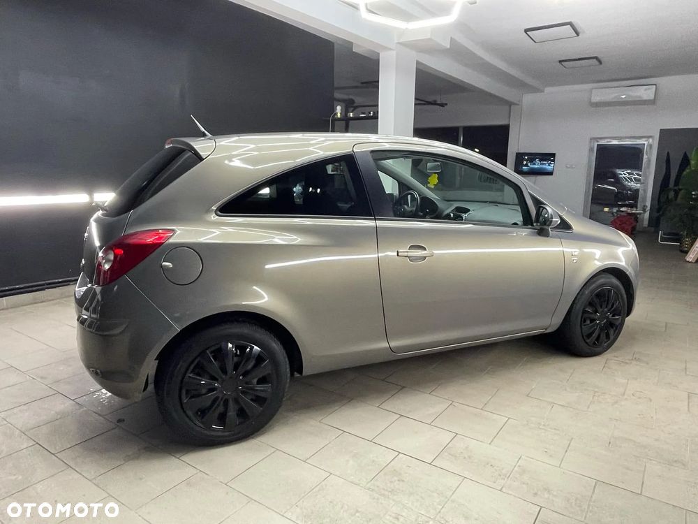Opel Corsa 1.2 16V 111 - 3