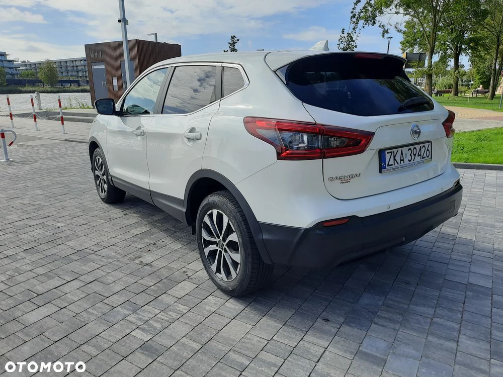 Nissan Qashqai 1.3 DIG-T N-Connecta - 6