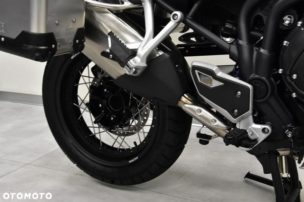 Triumph Tiger - 35