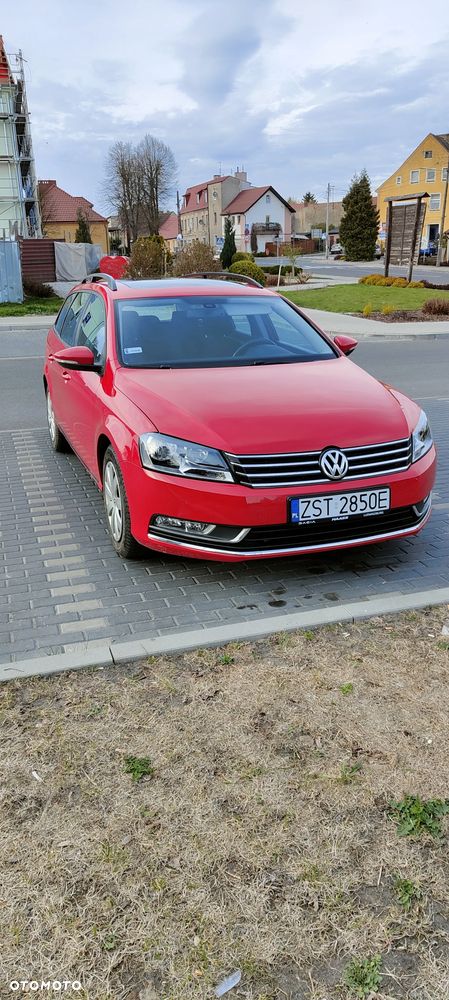 Volkswagen Passat - 1