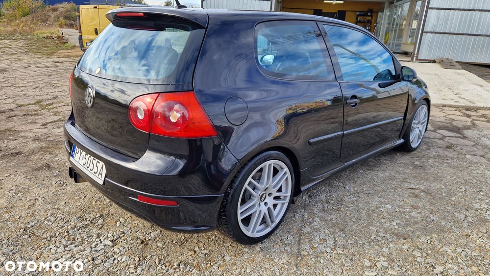 Volkswagen Golf - 3