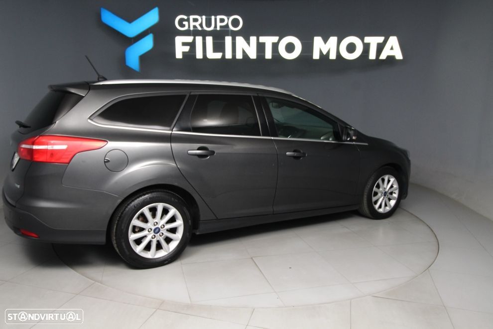 Ford Focus 1.0 SCTi Titanium - 2