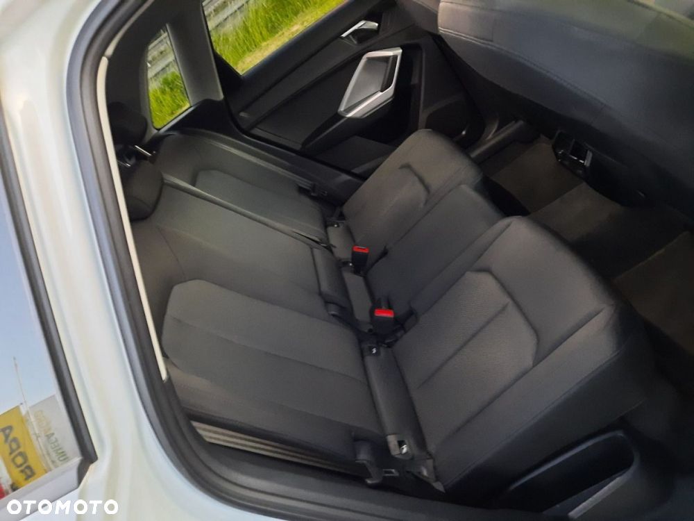 Audi Q3 35 TDI S tronic - 23