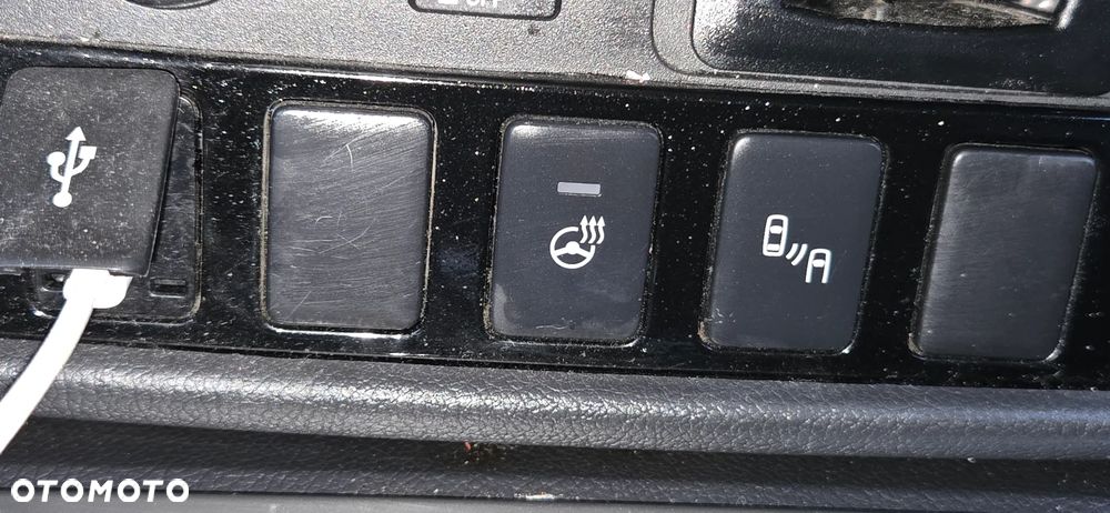 Mitsubishi Outlander - 3