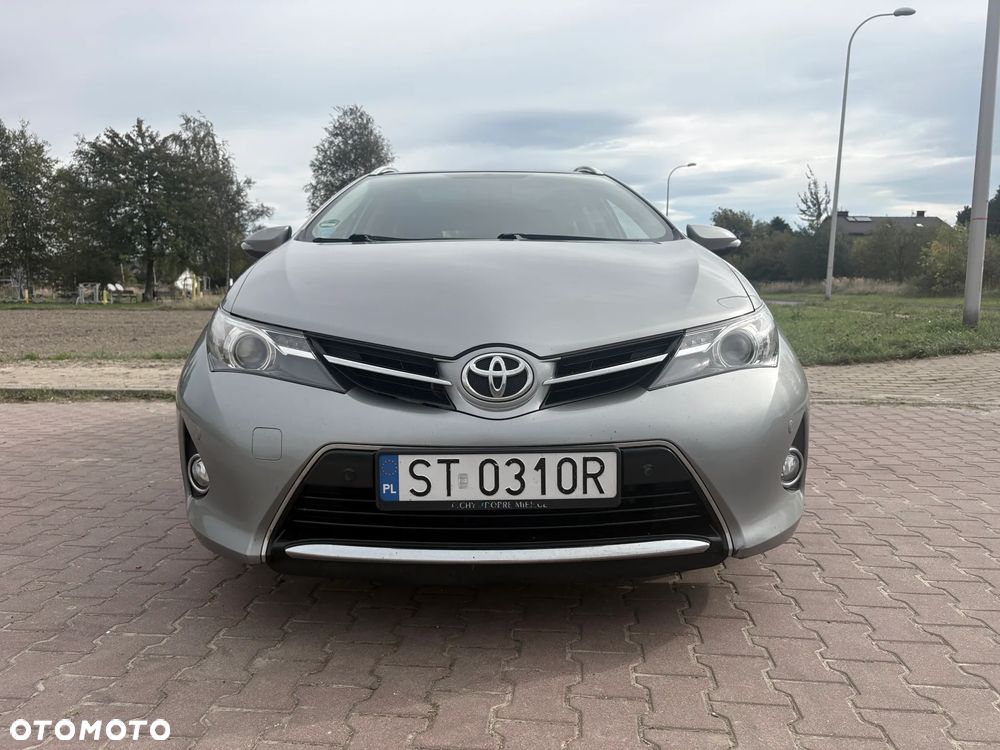 Toyota Auris 1.6 Premium Comfort MS - 20