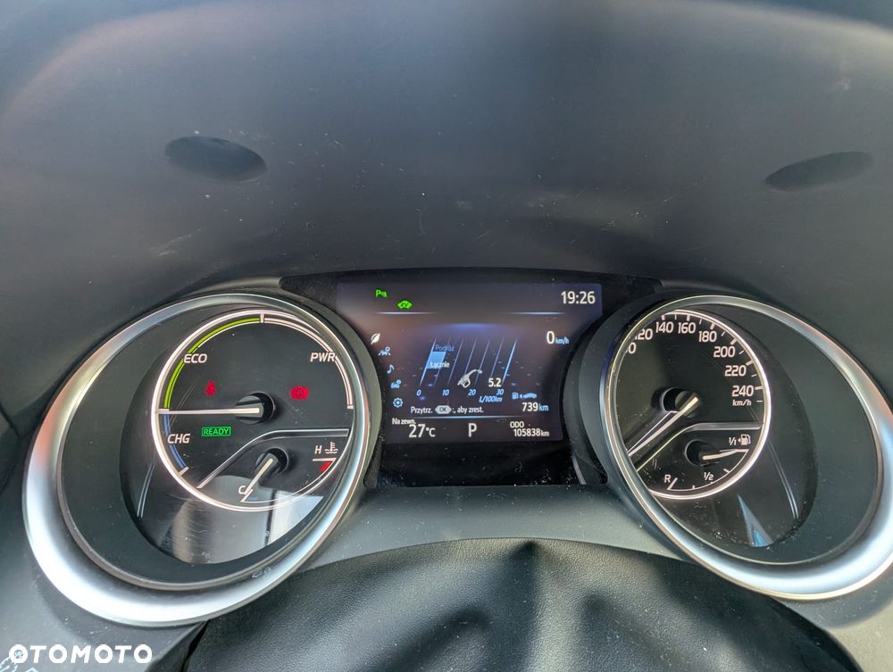 Toyota Camry 2.5 Hybrid Comfort CVT - 10