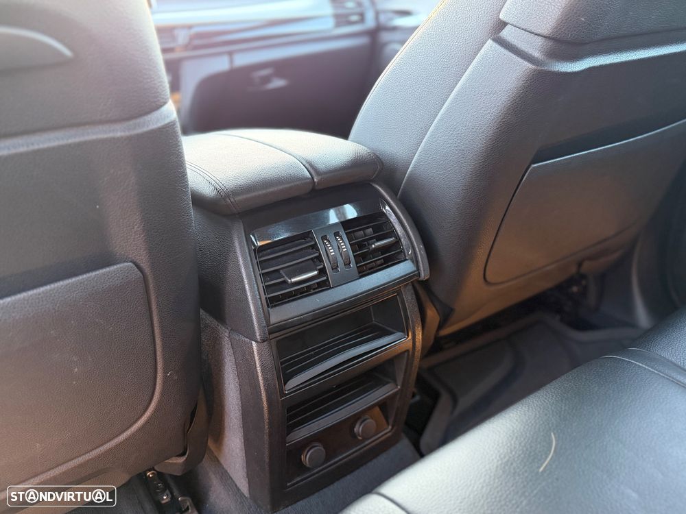 BMW X6 xDrive30d - 29