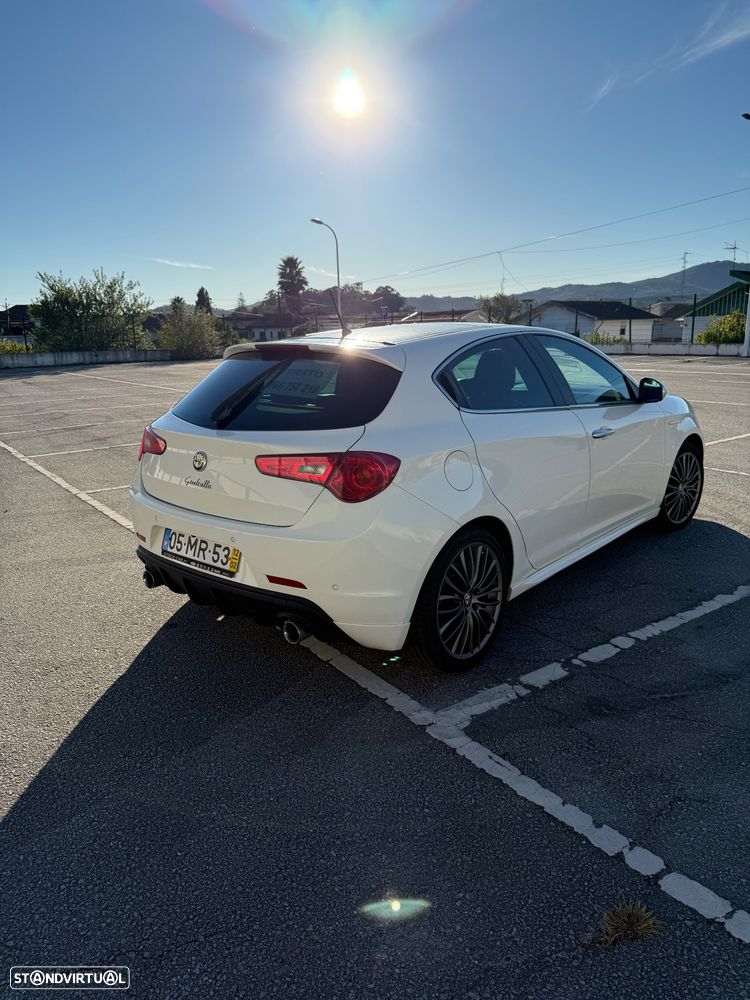 Alfa Romeo Giulietta 1.6 JTDm Distinctive - 6