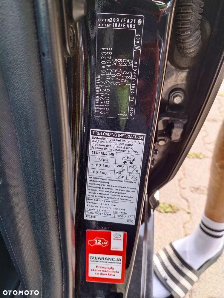 Toyota Avensis 2.0 D-4D Premium - 15