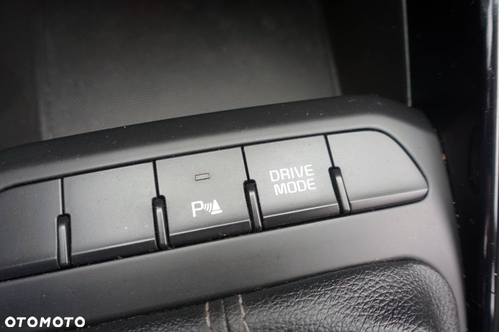 Kia Rio 1.0 T-GDI 120 Platinum Edition - 22