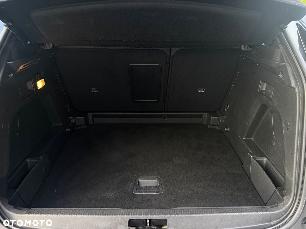 Peugeot 3008 1.5 BlueHDi GT S&S EAT8 - 28