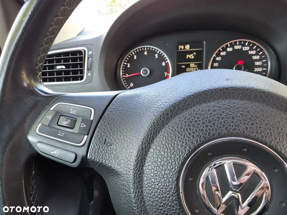 Volkswagen Polo 1.2 MATCH - 13