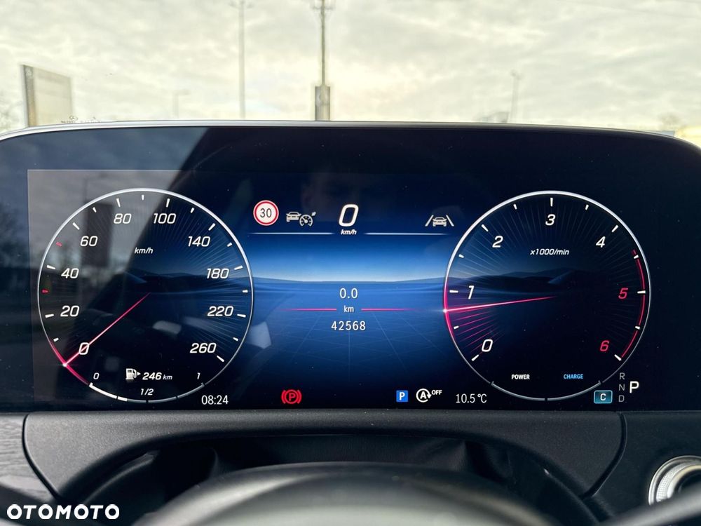 Mercedes-Benz Klasa E - 13