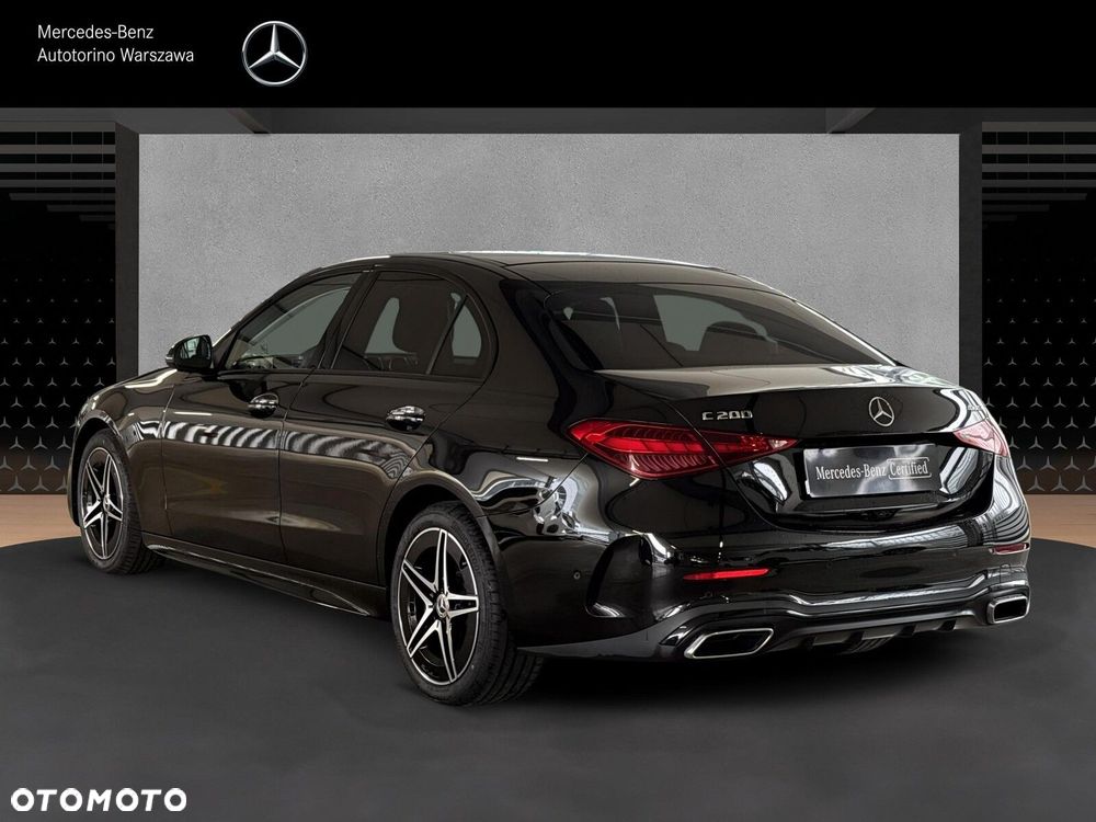 Mercedes-Benz C-Class 2025 photo 3