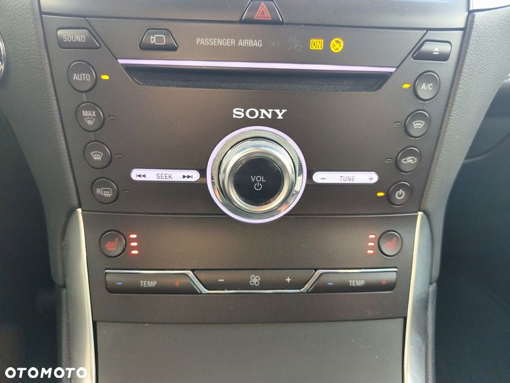 Ford S-Max - 25
