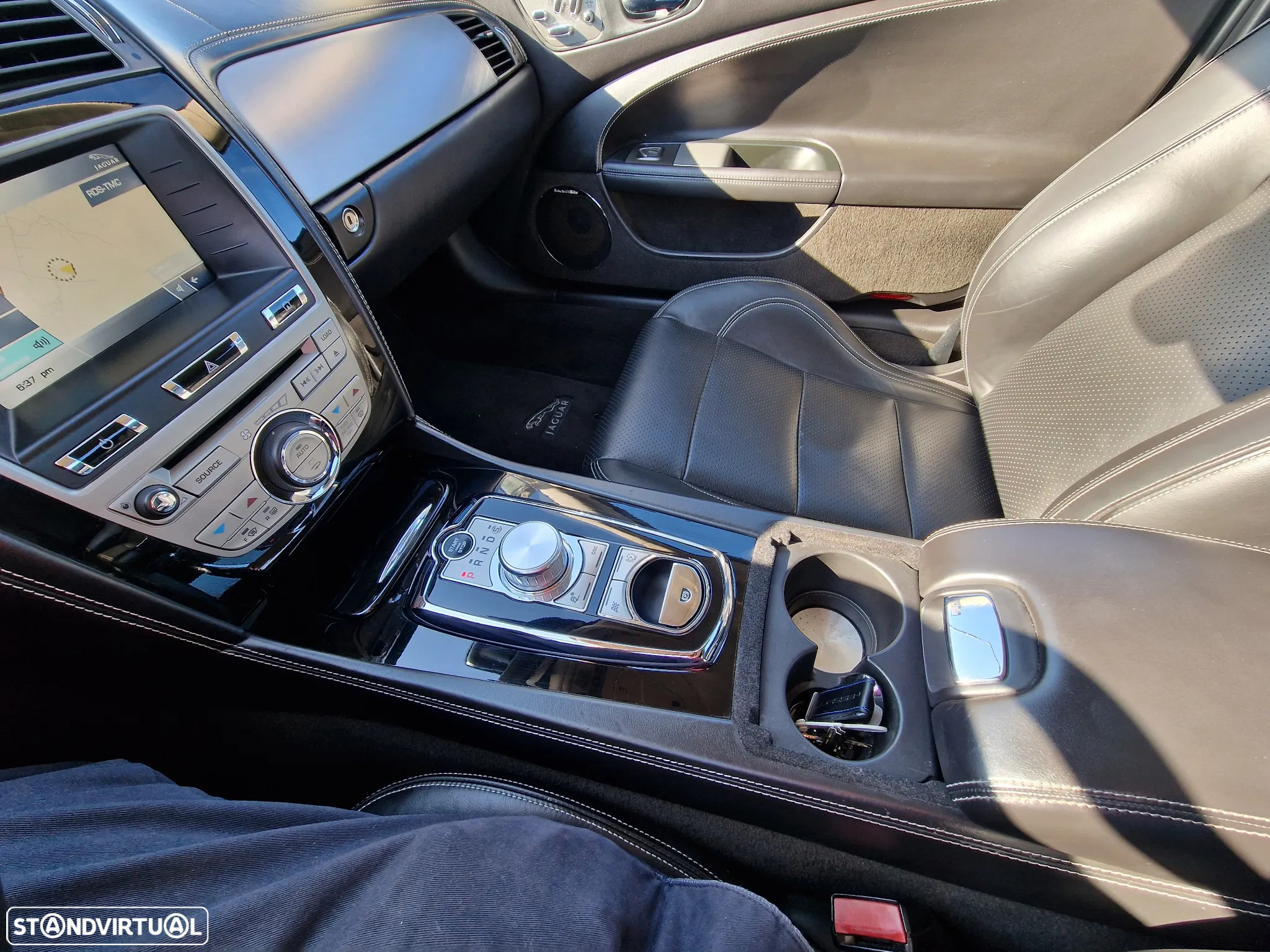 Jaguar XK 5.0 V8 Coupé Portfolio - 19