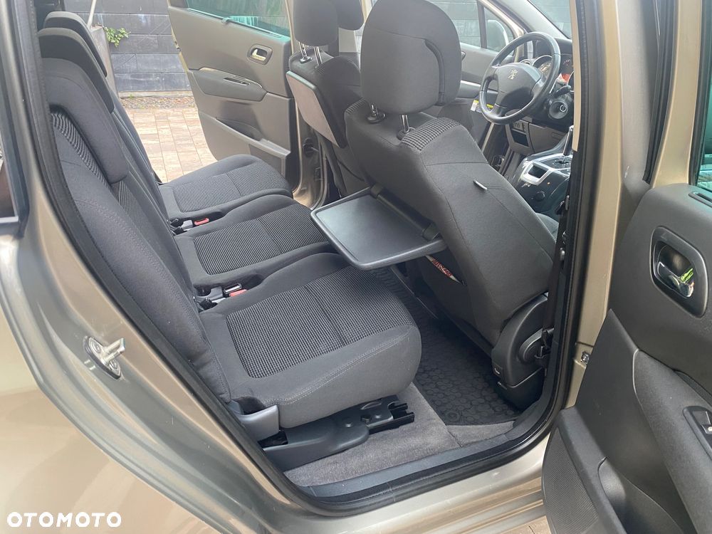 Peugeot 5008 - 7