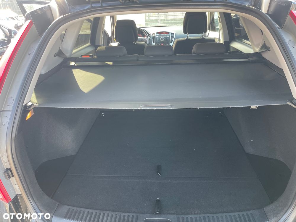 Kia Ceed 1.4 CVVT LX Basis - 17