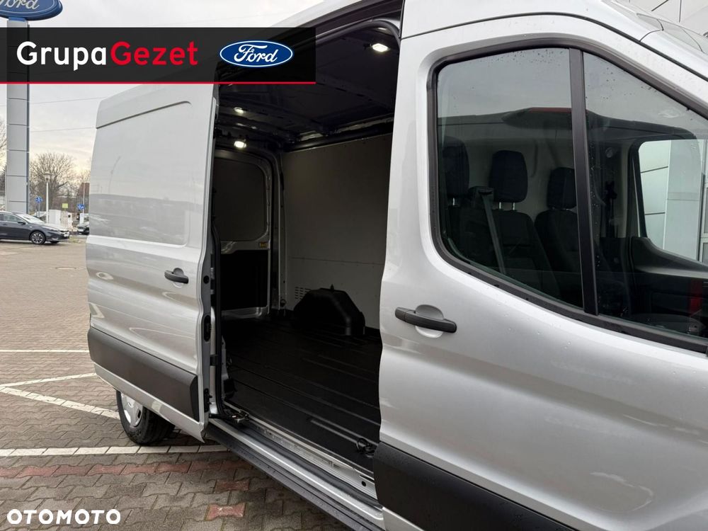 Ford Transit - 11