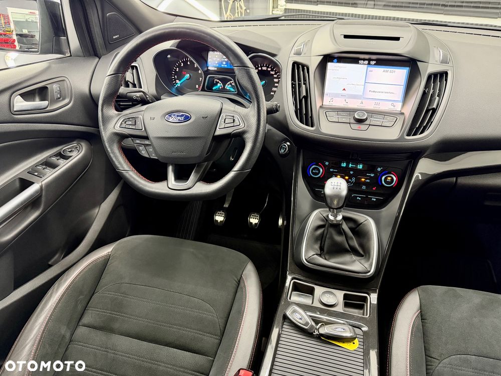 Ford Kuga 1.5 EcoBoost 2x4 ST-Line - 20