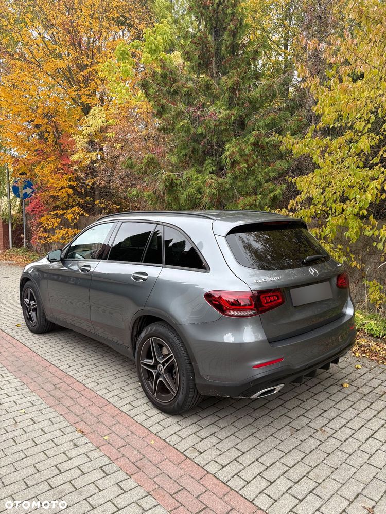 Mercedes-Benz GLC 300 4-Matic - 3