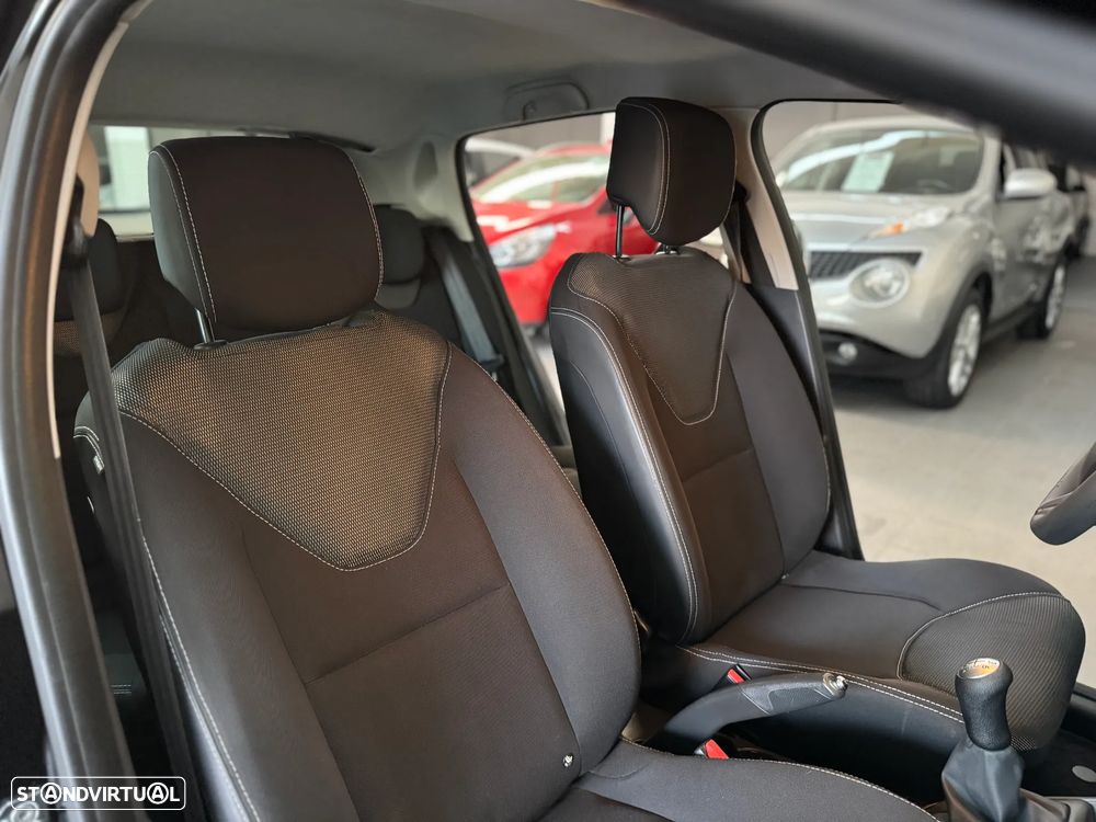 Renault Clio TCe 90 Luxe - 20