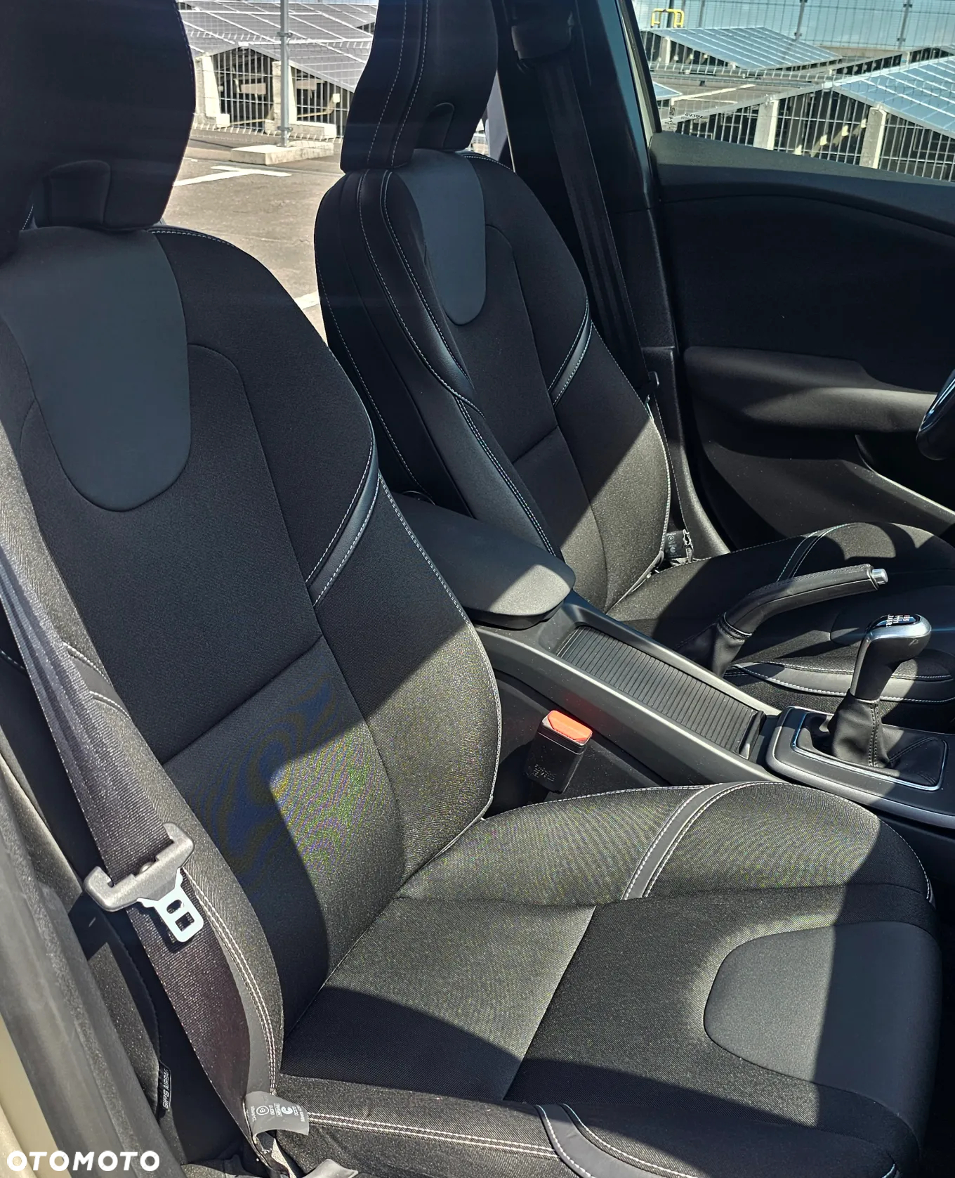 Volvo V40 - 22
