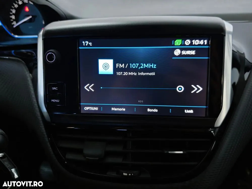 Peugeot 2008 1.2 PureTech Turbo EAT6 S&S Allure - 21