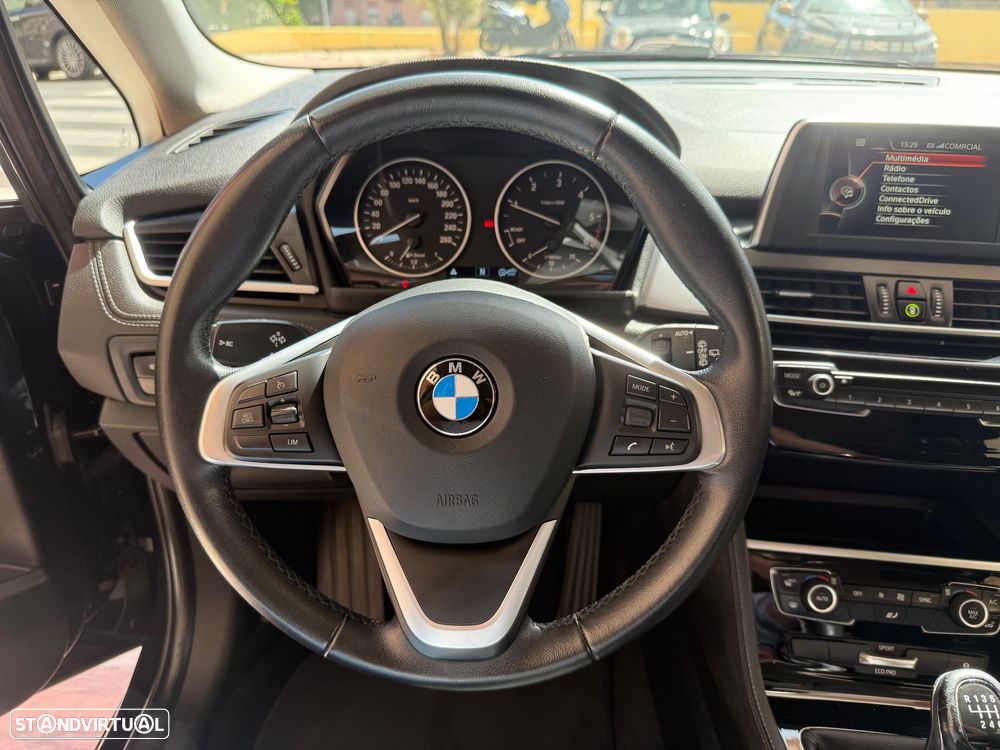 BMW 216 Active Tourer d Line Sport - 23