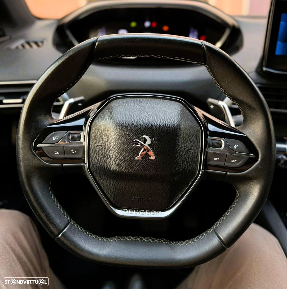 Peugeot 5008 1.2 PureTech Allure Pack EAT8 - 12