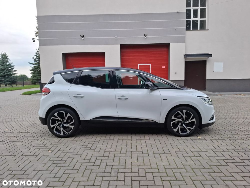 Renault Scenic ENERGY TCe 130 BOSE EDITION - 11