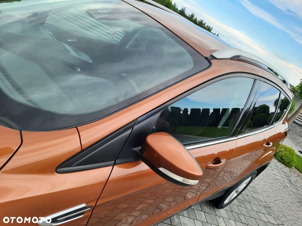 Ford Kuga 2.0 TDCi 2x4 Business Edition - 24