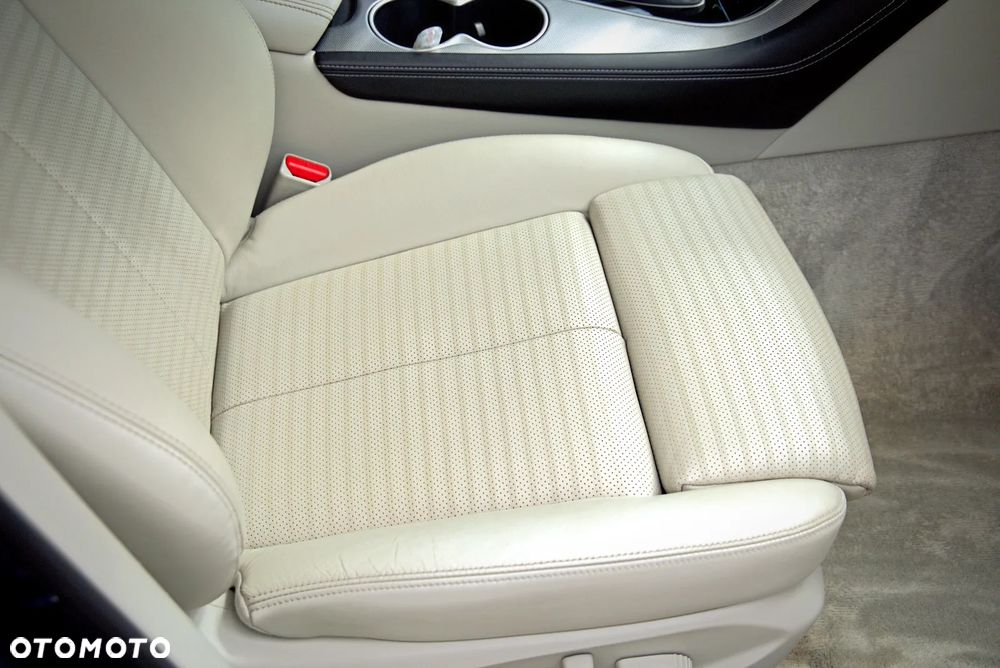 Infiniti Q50 2.0t Premium EU6 - 10