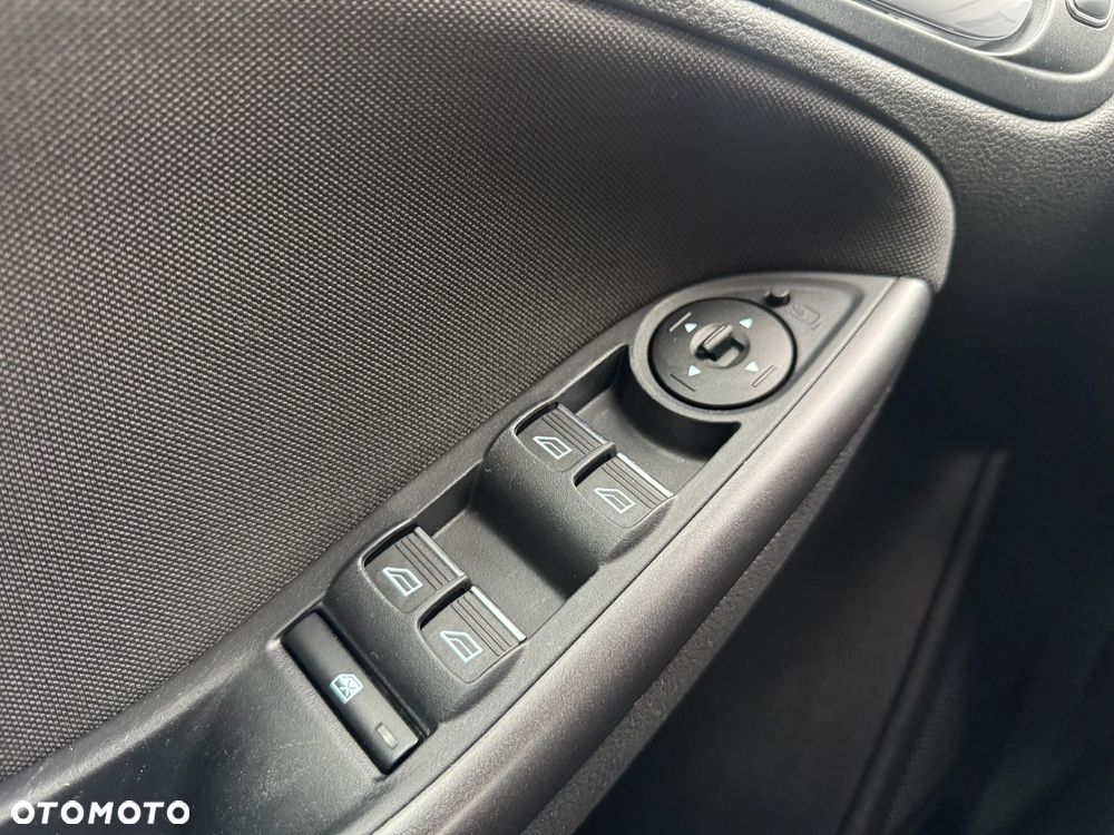 Ford Focus 1.0 EcoBoost ST-Line ASS PowerShift - 24