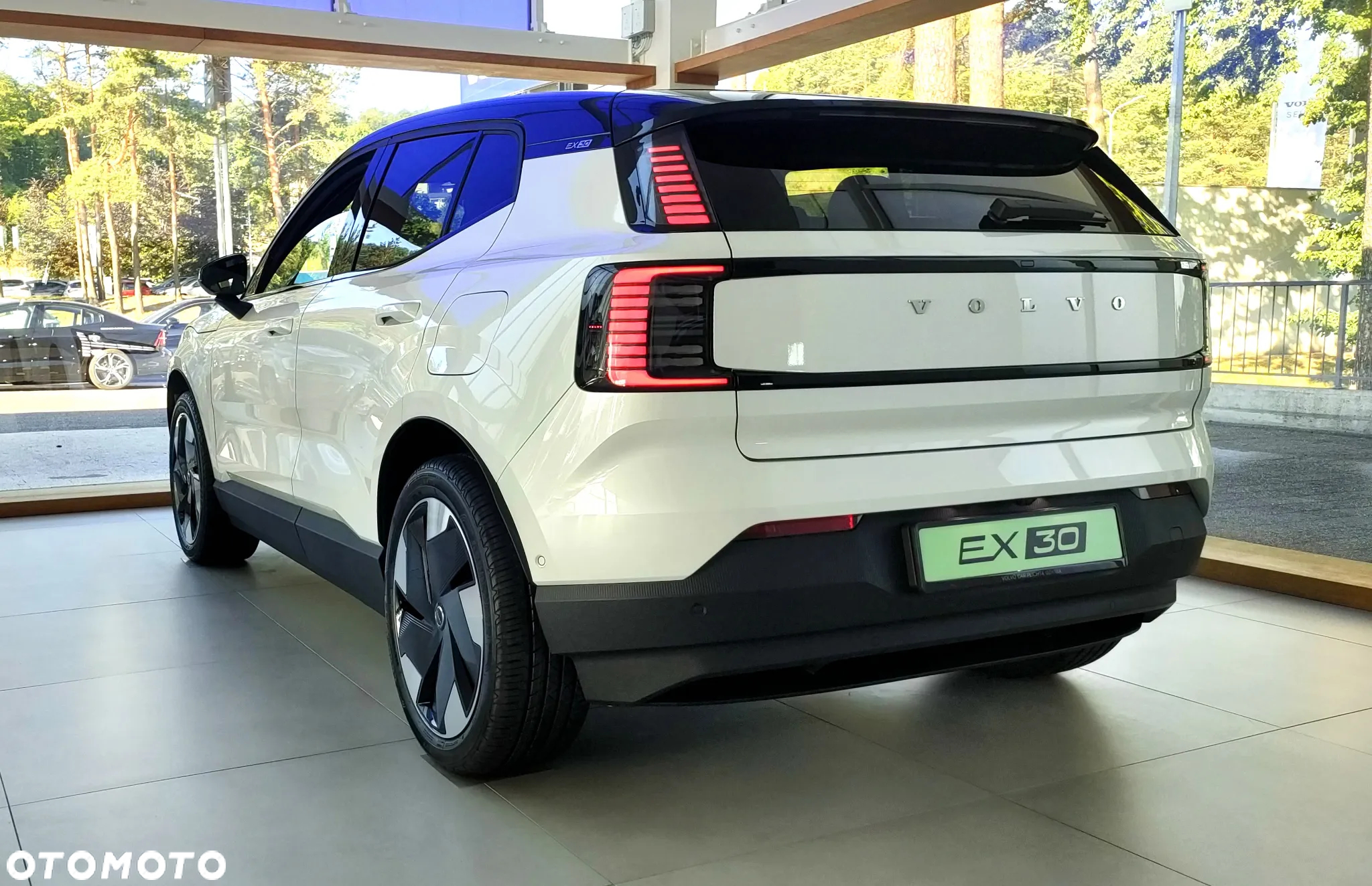 Volvo EX30 69kWh Single Motor Long Range Ultra - 4