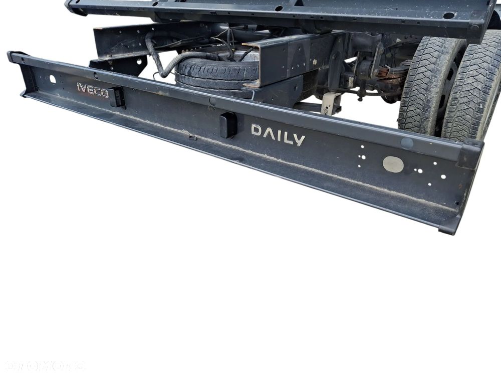 ZDERZAK TYLNY BELKA TYLNA TYŁ IVECO DAILY DŁUGA - 1