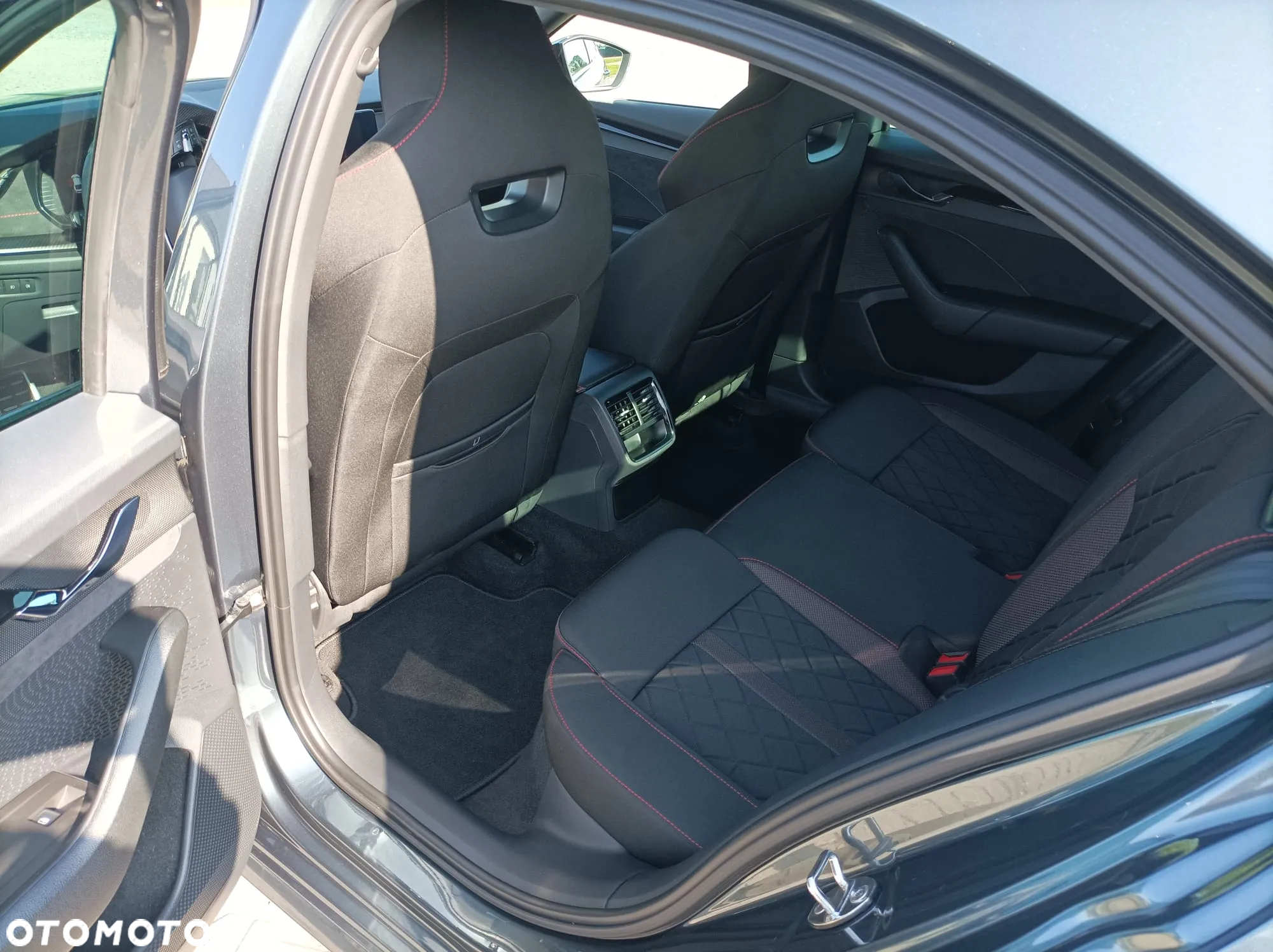 Skoda Octavia 2.0 TSI RS 245 - 12