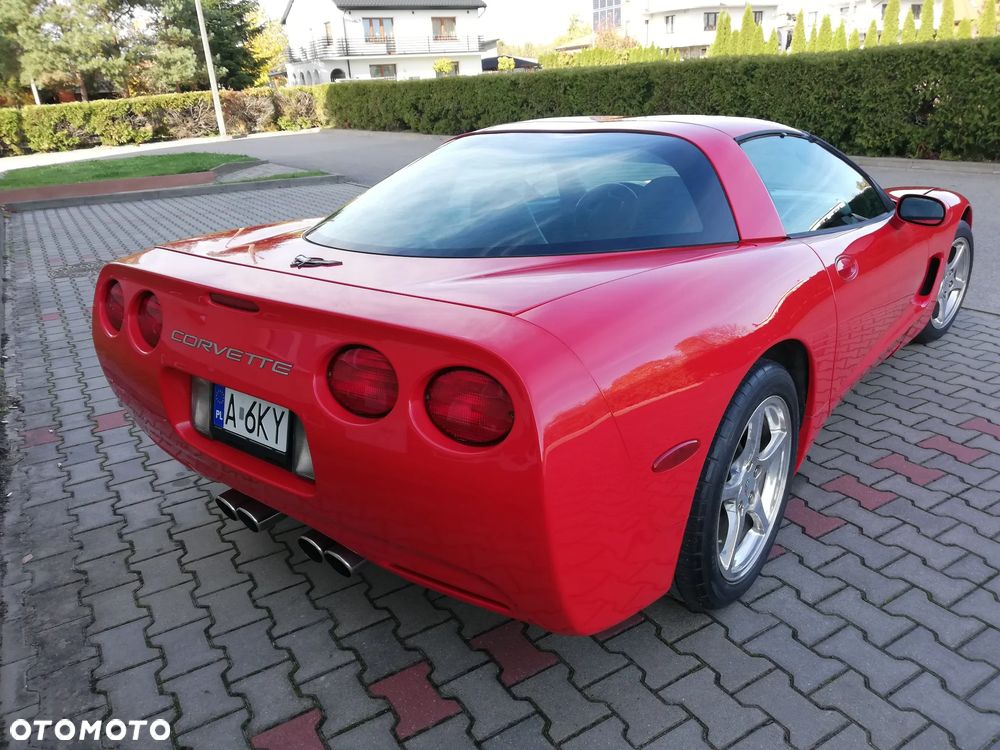 Chevrolet Corvette 2000 photo 3