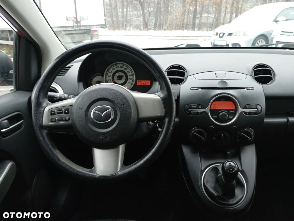 Mazda 2 1.3 MZR Active - 40